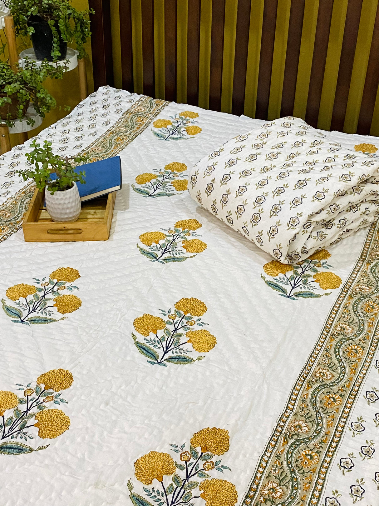 Blockprint Mulmul Reversible Quilt