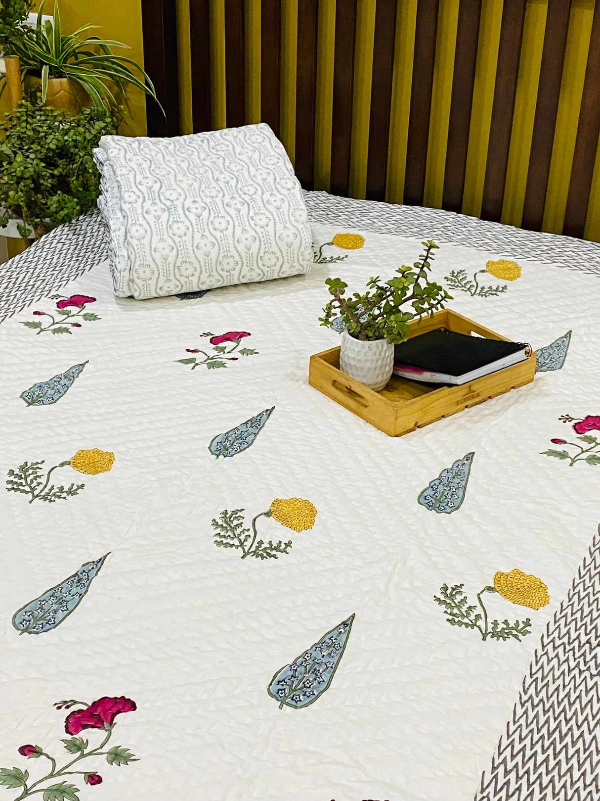 Blockprint Mulmul Reversible Quilt