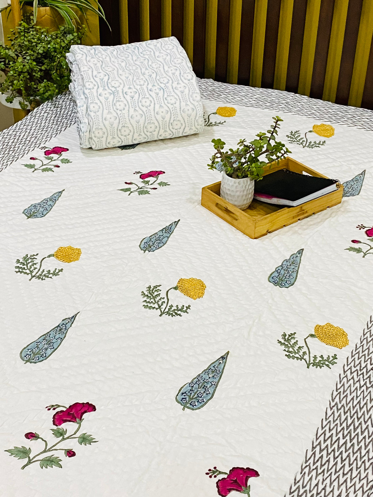 Blockprint Mulmul Reversible Quilt