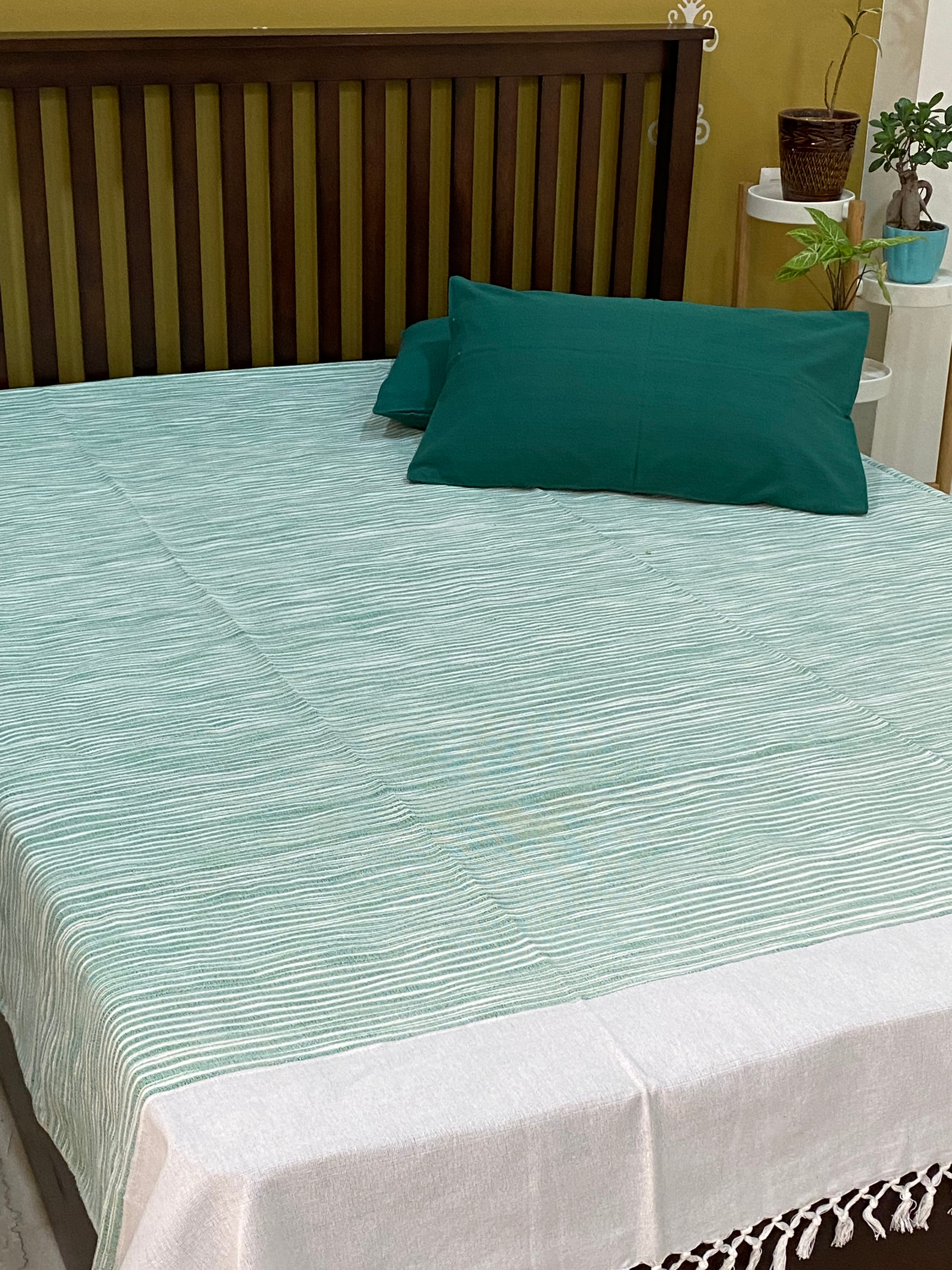Pure Cotton Bedspread with 2 Pillow Cases- Queen Size