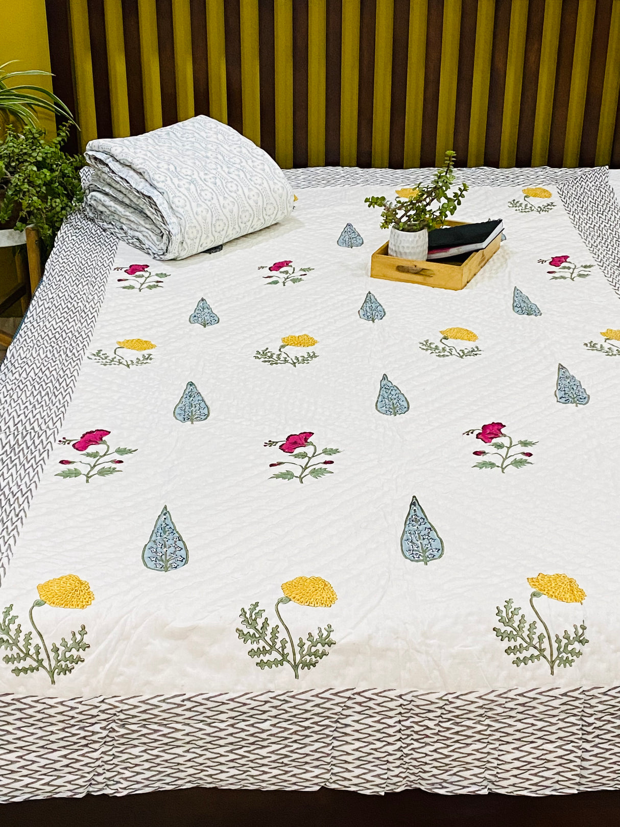 Blockprint Mulmul Reversible Quilt