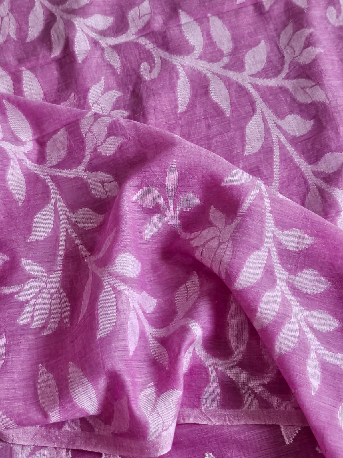 Pink Floral Cotton Saree made on Jacquard Loom