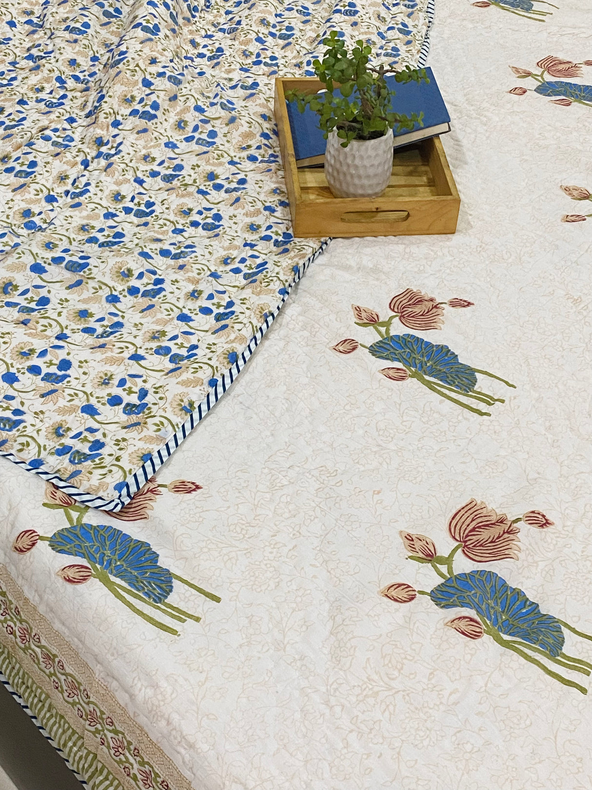 Blockprint Mulmul Reversible Quilt