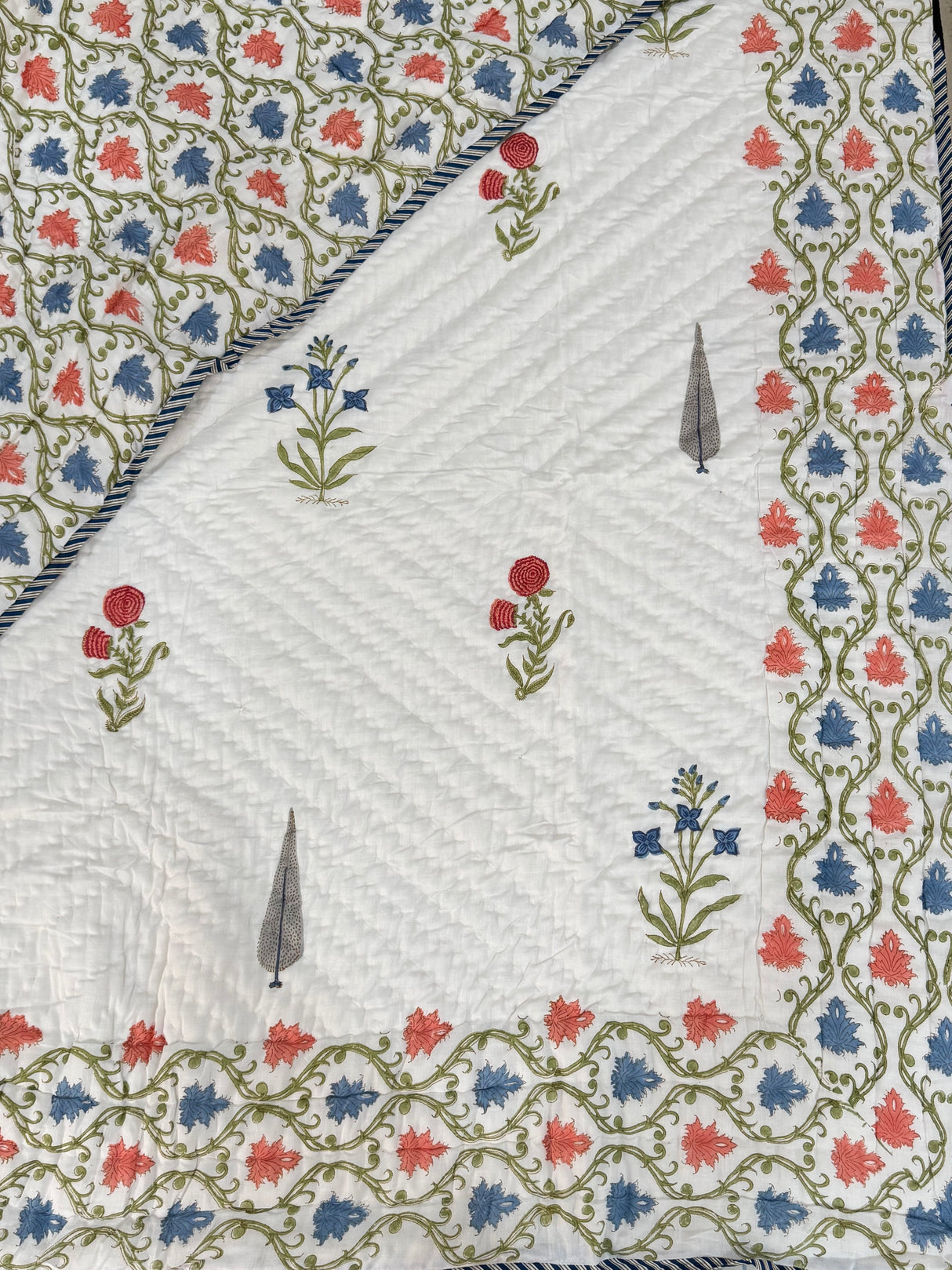 Blockprint Mulmul Reversible Quilt