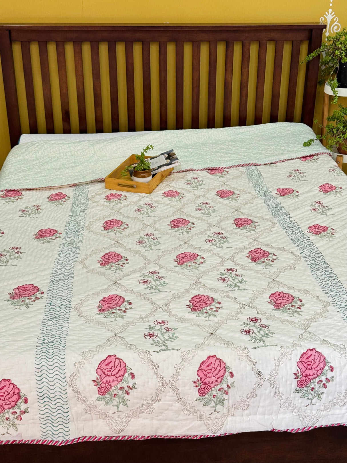 Blockprint Mulmul Reversible Quilt