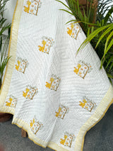 Giraffe Blockprint Kids Quilt