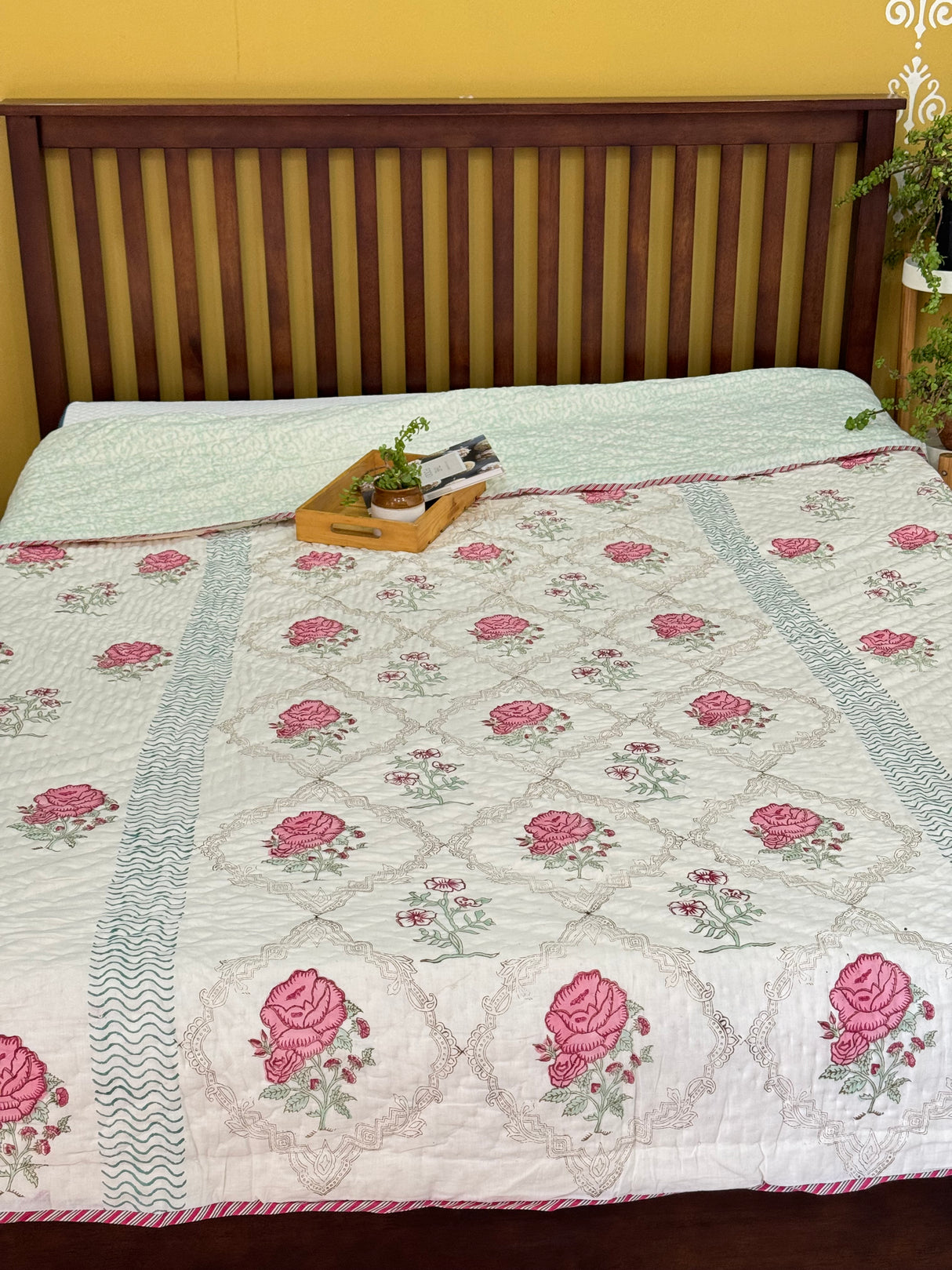 Blockprint Mulmul Reversible Quilt