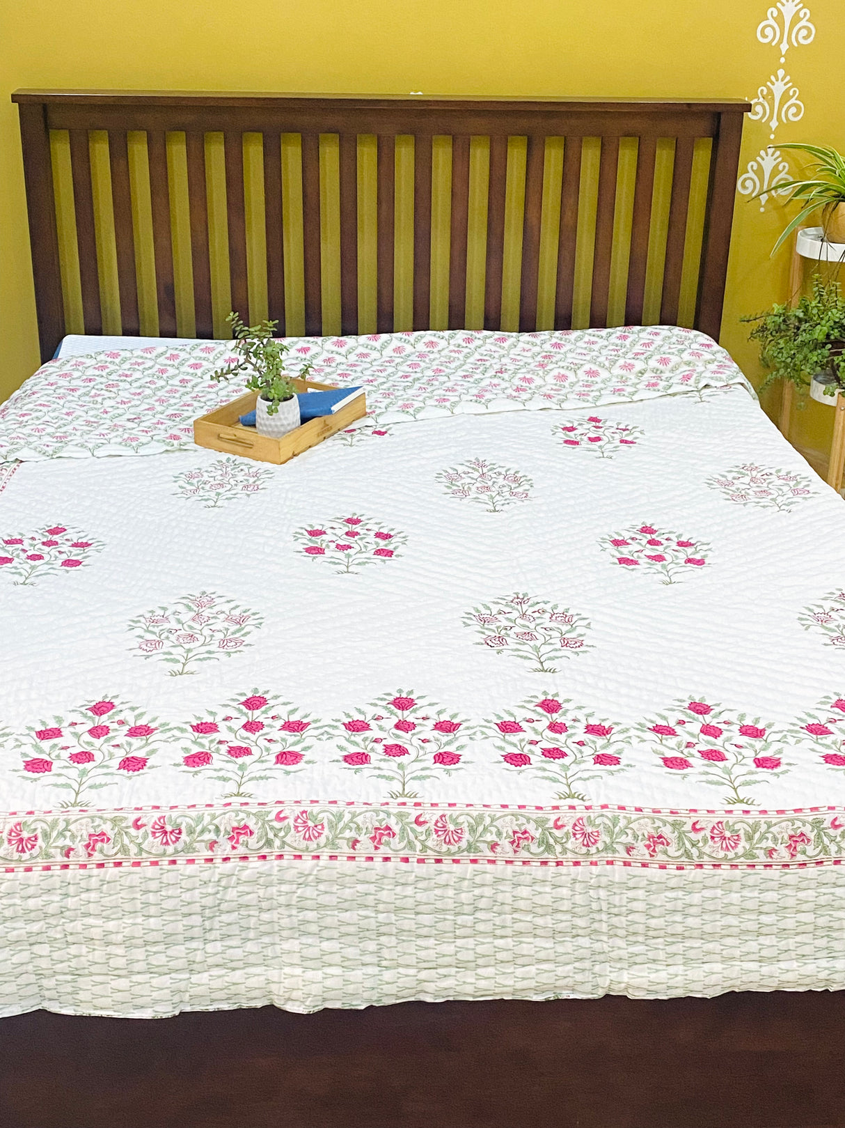 Blockprint Bedsheet & Quilt Set