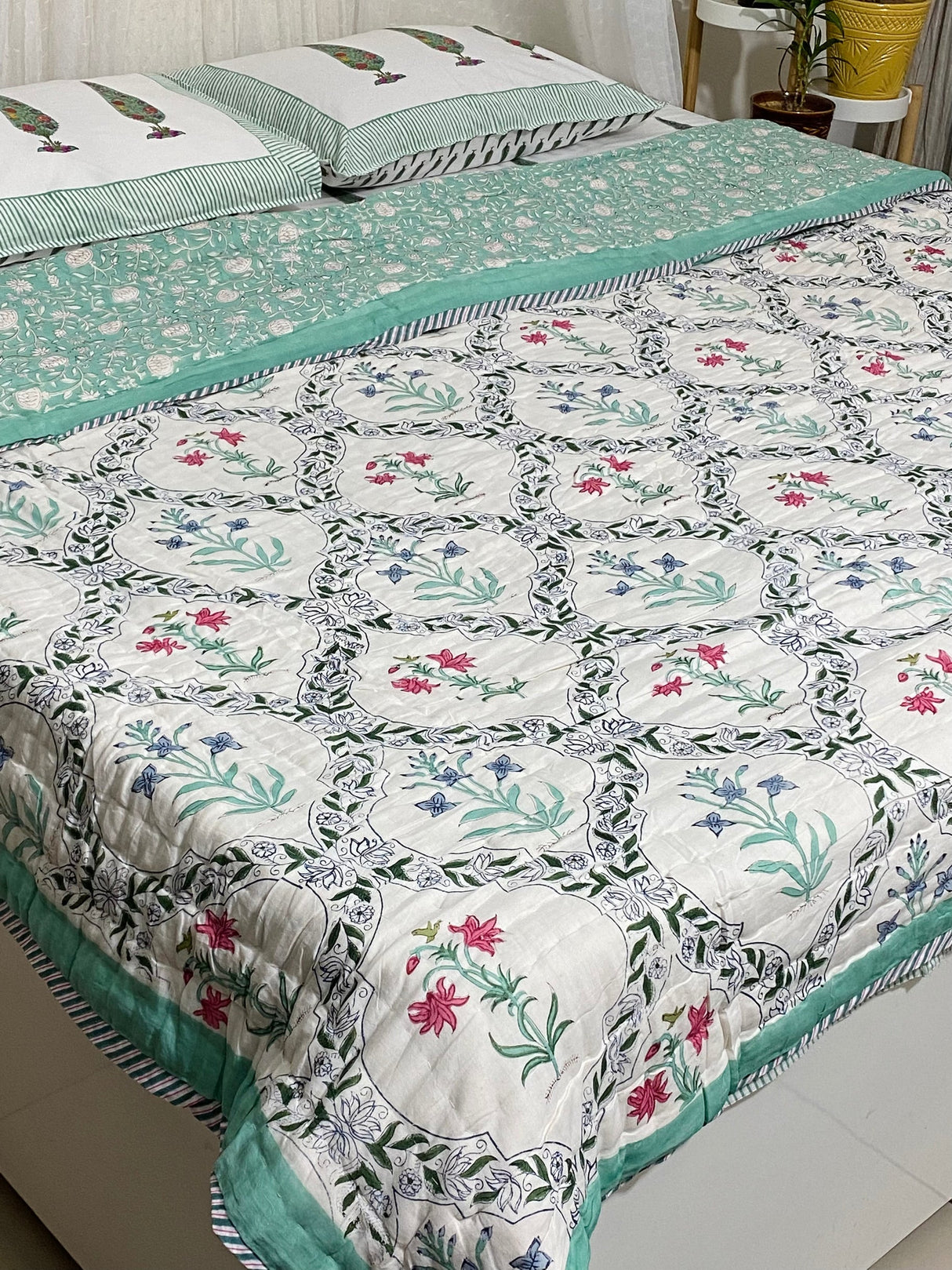 Blockprint Bedsheet & Quilt Set