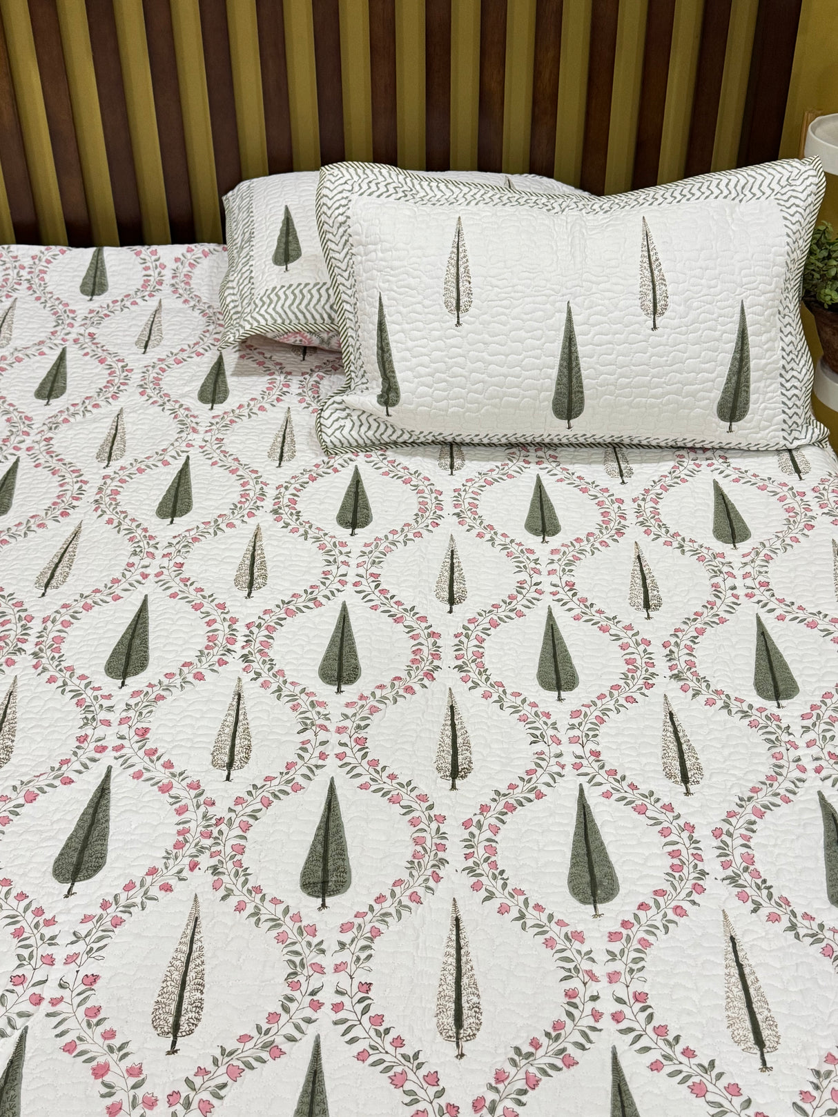 KING Size Quilted Blockprint REVERSIBLE Mulmul Bedcover (108*108 inches)