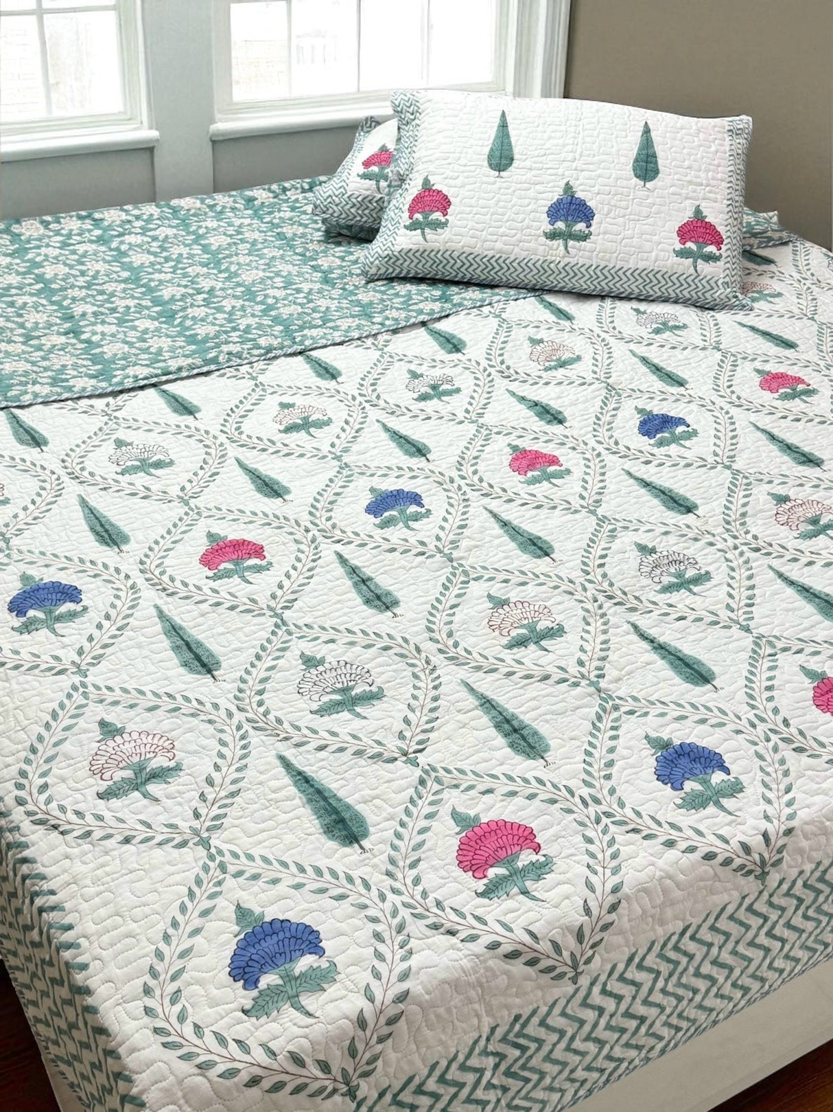 KING Size Quilted Blockprint REVERSIBLE Mulmul Bedcover (108*108 inches)