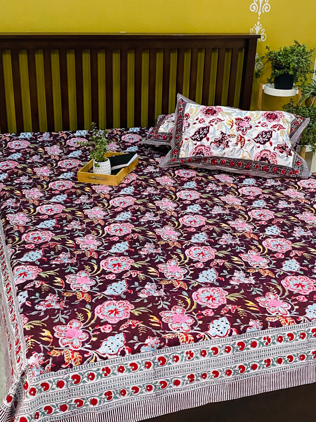 Blockprint Bedsheet & Quilt Set