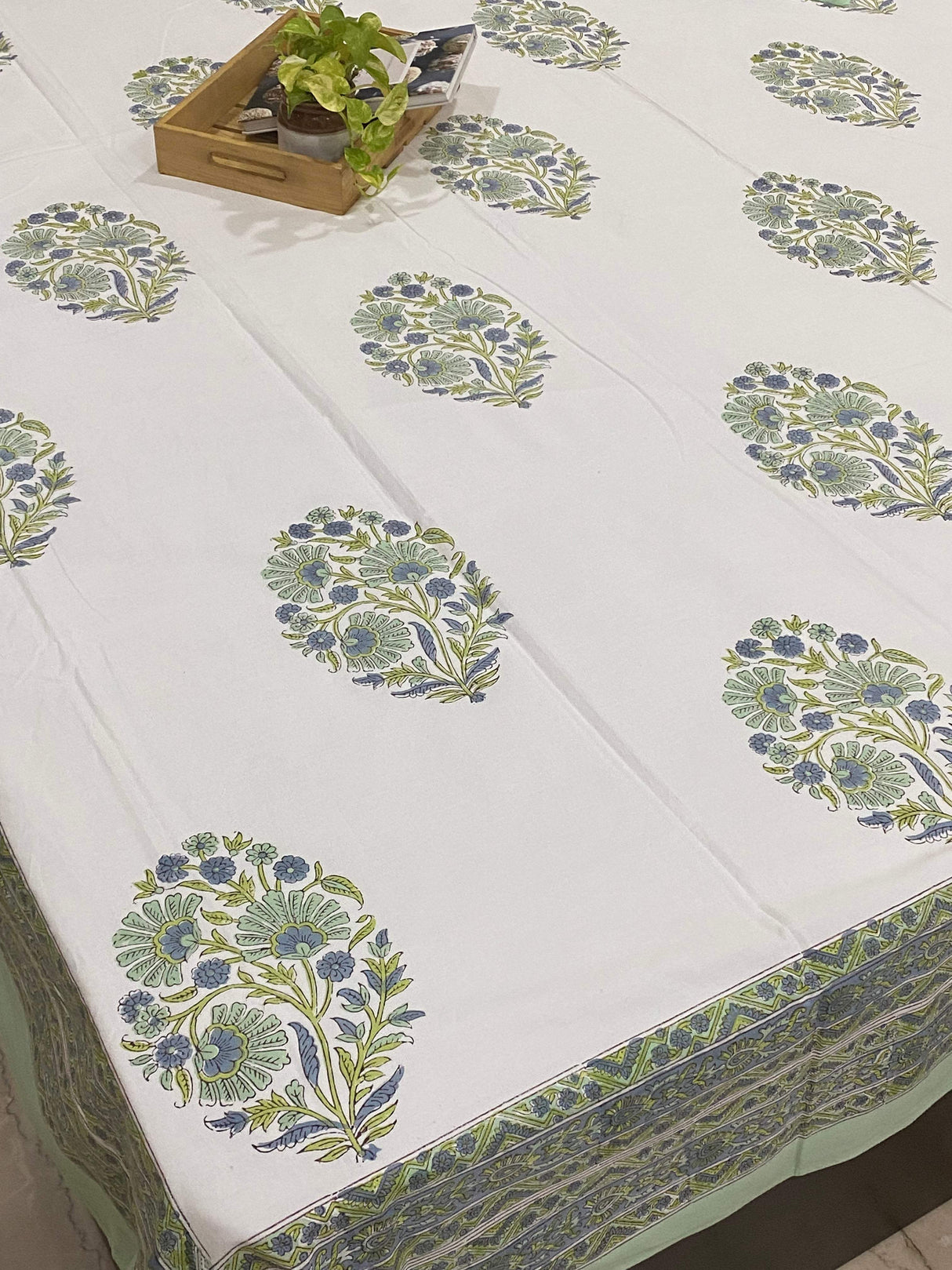 Blockprint Bedsheet & Quilt Set