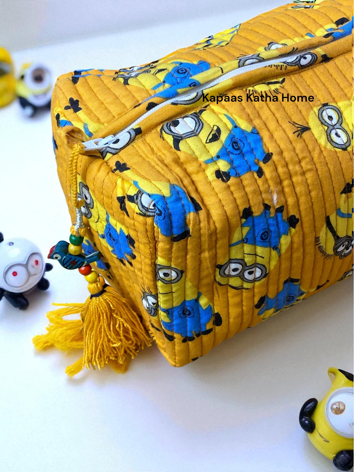 Adorable Minions LARGE Pouch
