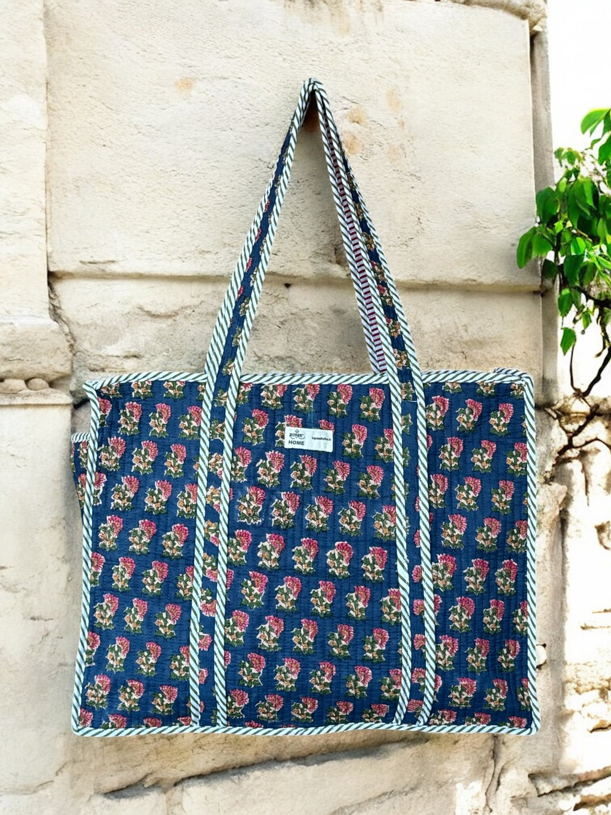 Tote Bag (with Zip Closure)