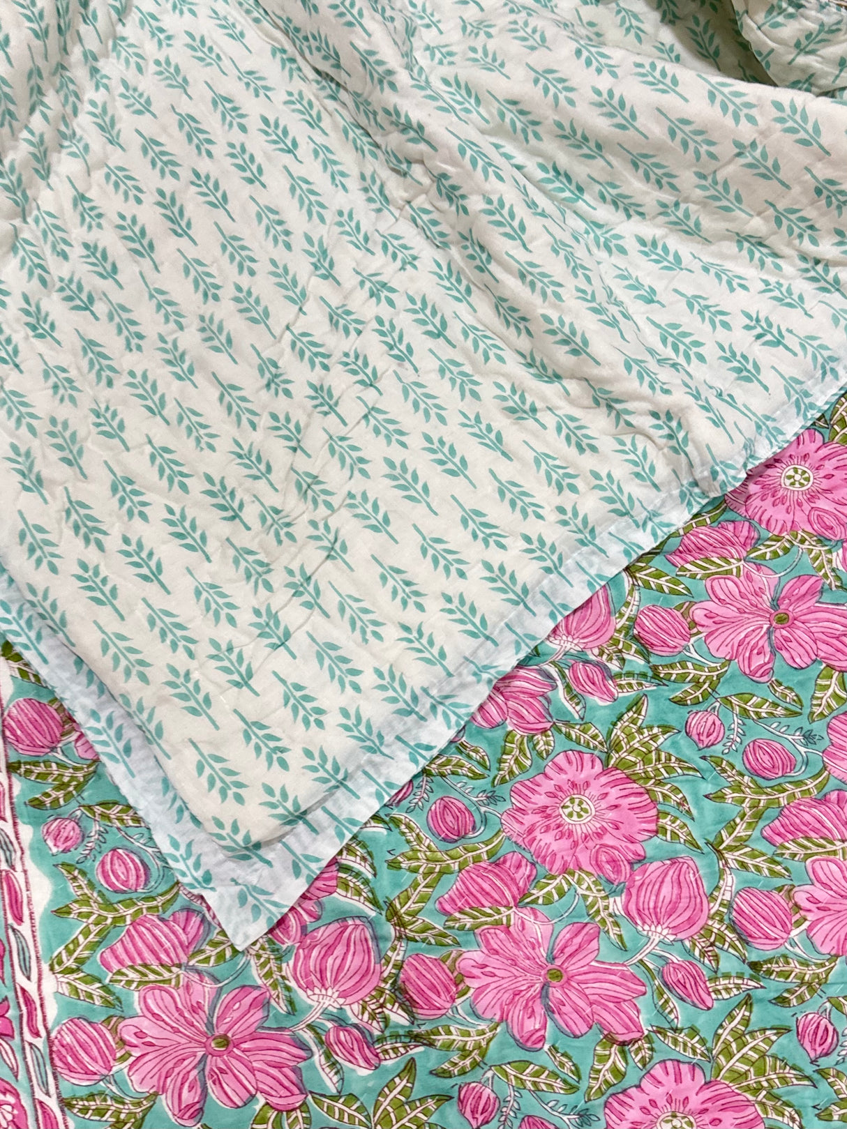 Blockprint Bedsheet & Quilt Set