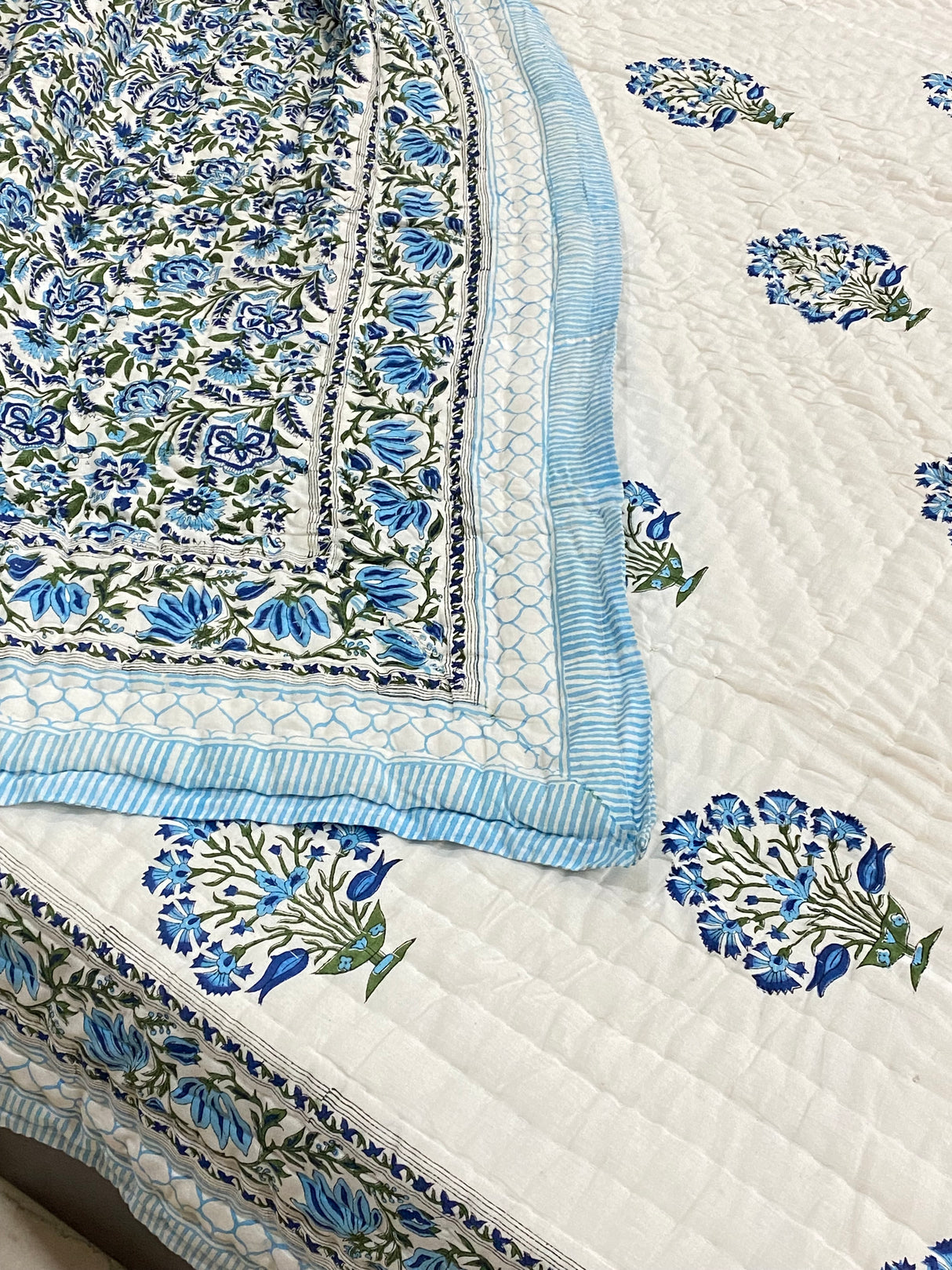 Blockprint Mulmul Reversible Quilt