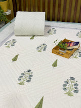 Blockprint Mulmul Reversible Quilt