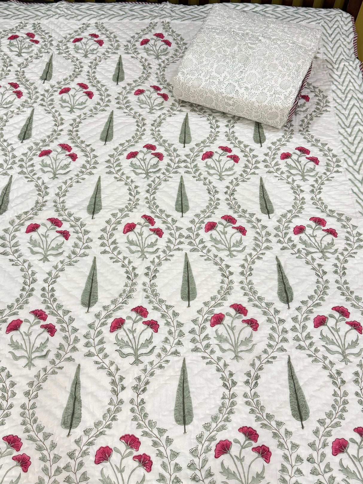 Blockprint Mulmul Reversible Quilt