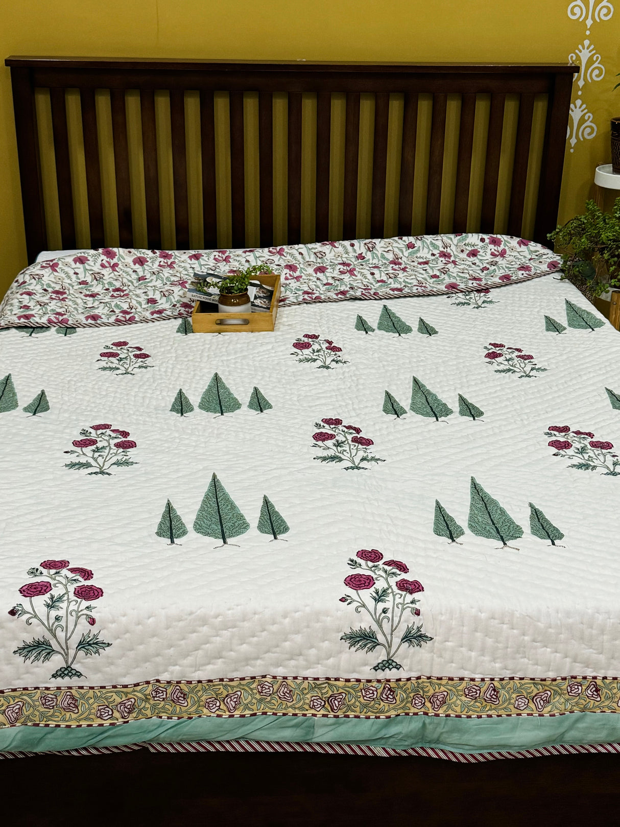 Blockprint Mulmul Reversible Quilt