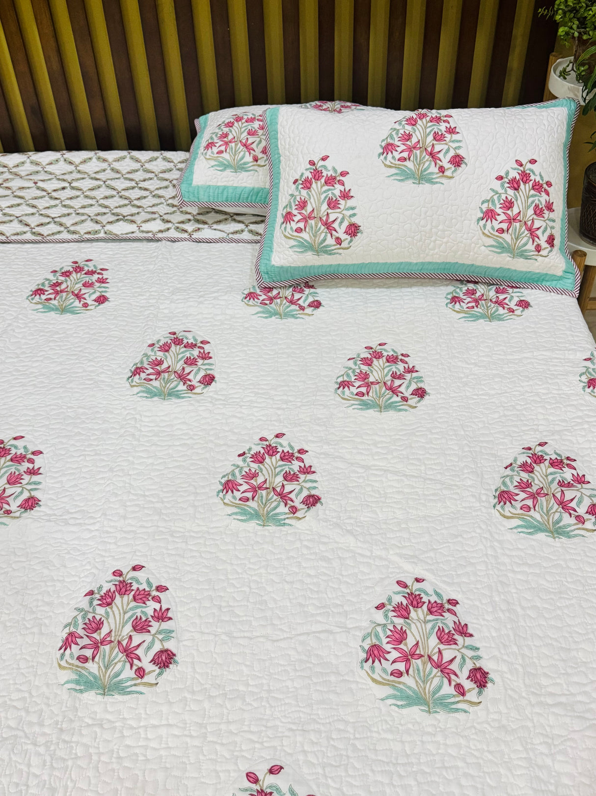 Double Size Quilted Blockprint REVERSIBLE Mulmul Bedcover (90*108 inches)
