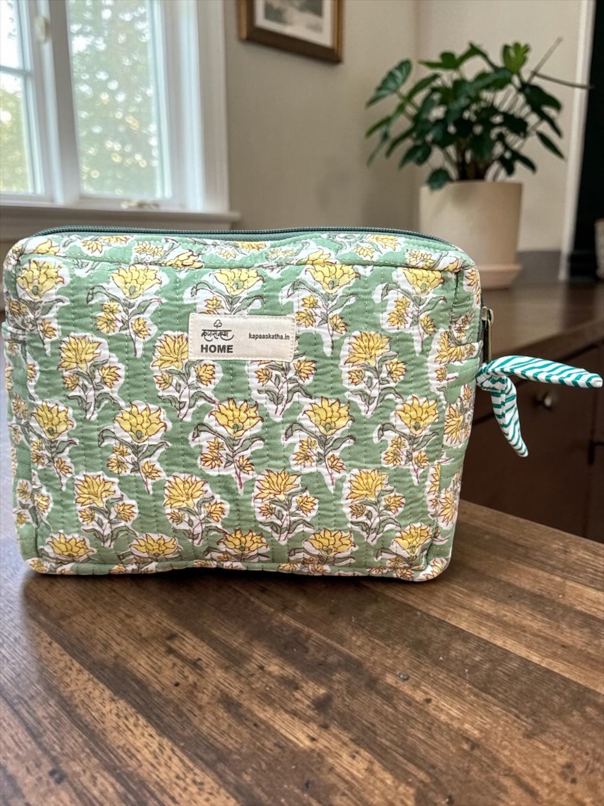 Rosette Garden Cotton Quilted Multipurpose Travel Pouch