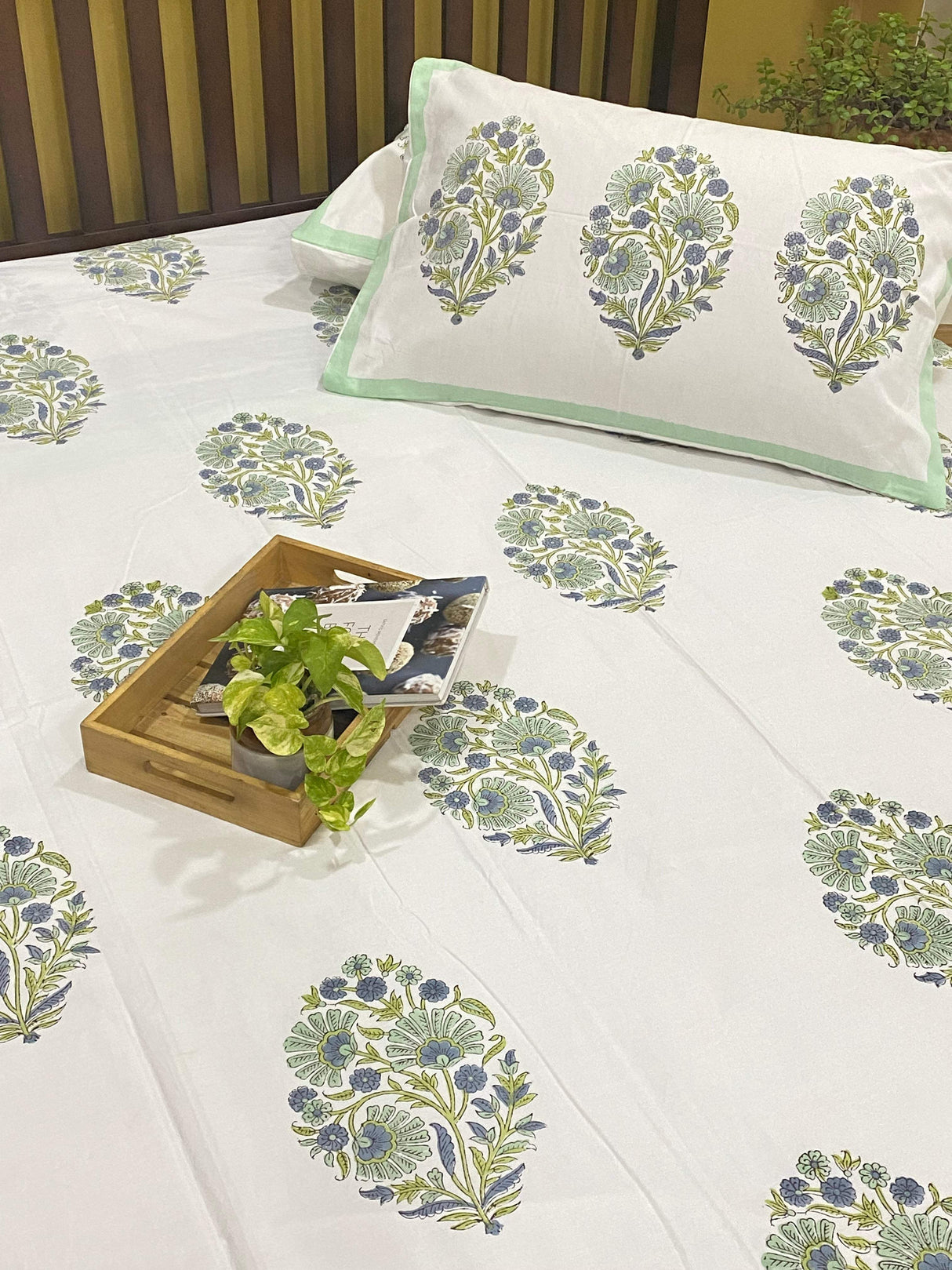 Blockprint Bedsheet & Quilt Set