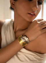 Nature Inspired Statement 92.5 Silver handcuff
