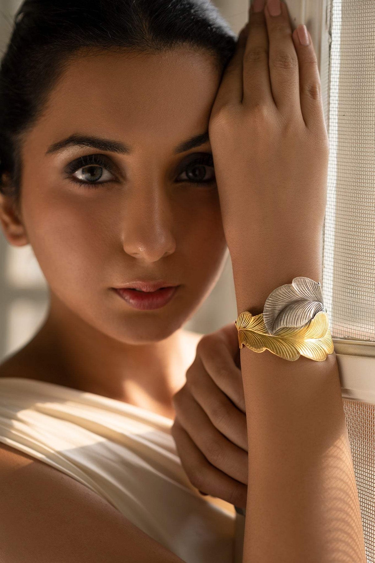 Nature Inspired Statement 92.5 Silver handcuff