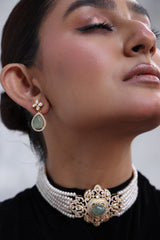 Elegant 925 Silver Choker and Earrings with Freshwater Pearls and Green Aventurine