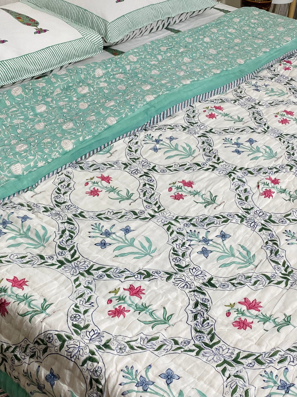 Blockprint Bedsheet & Quilt Set