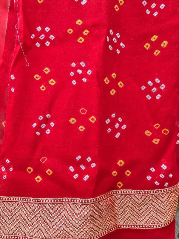 Mesmerizing Red Pure Banarsi Georgette Bandhani Lehenga