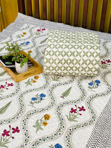 Blockprint Mulmul Reversible Quilt