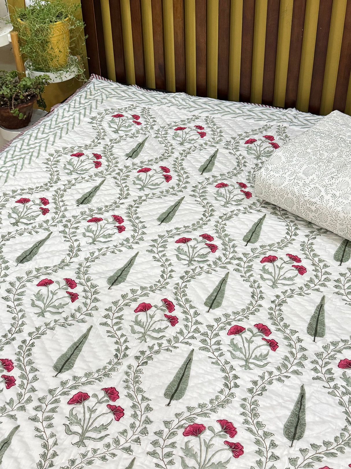 Blockprint Mulmul Reversible Quilt