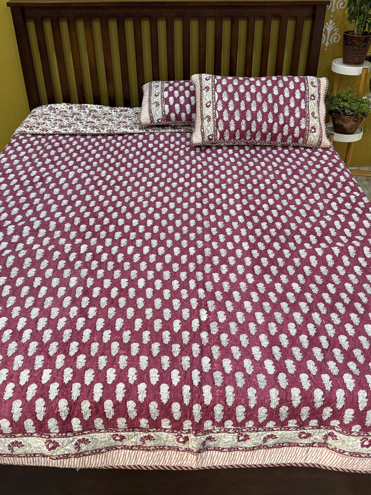 KING Size Quilted Blockprint REVERSIBLE Mulmul Bedcover (108*108 inches)