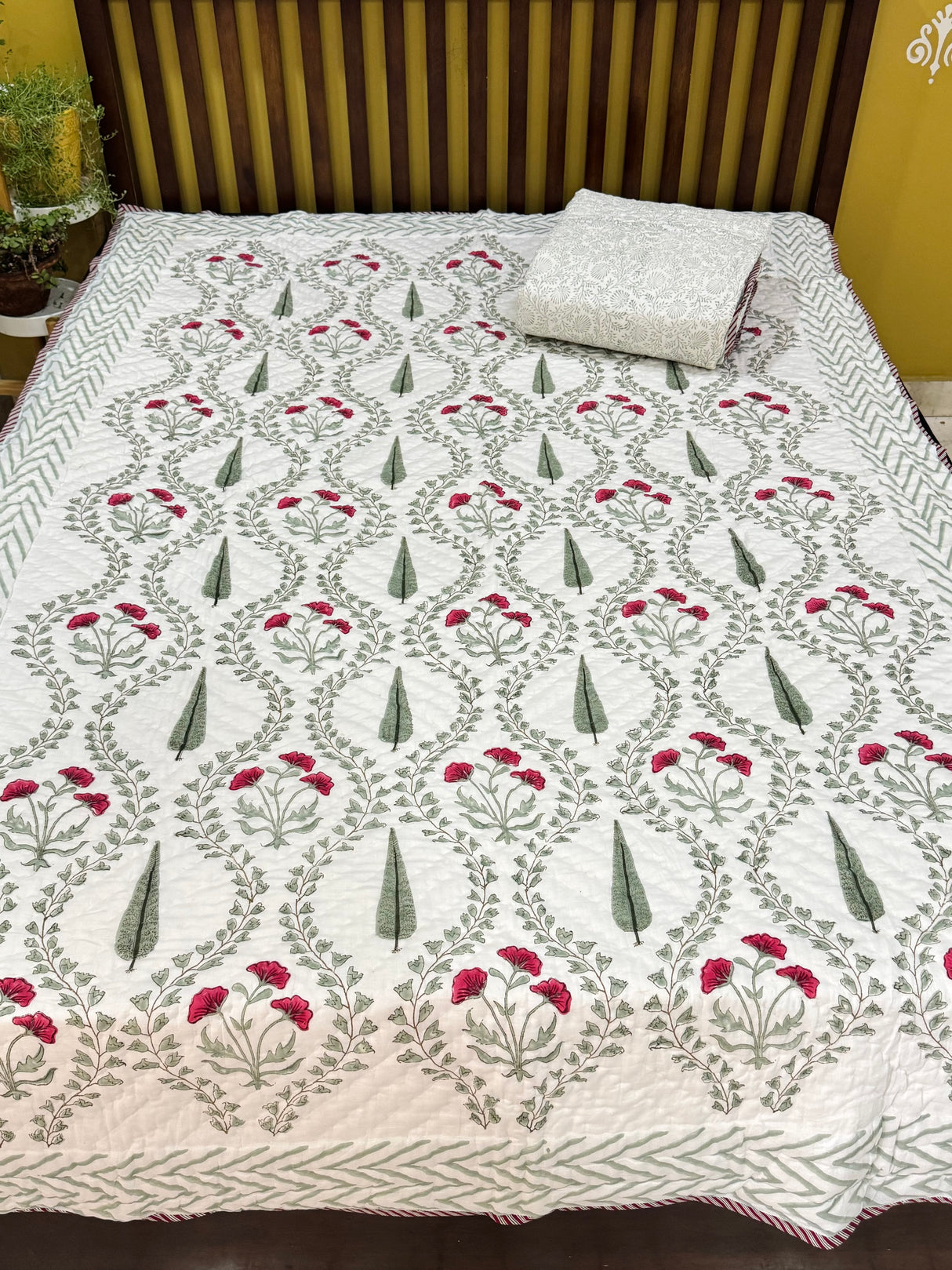 Blockprint Mulmul Reversible Quilt