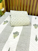 Blockprint Mulmul Reversible Quilt