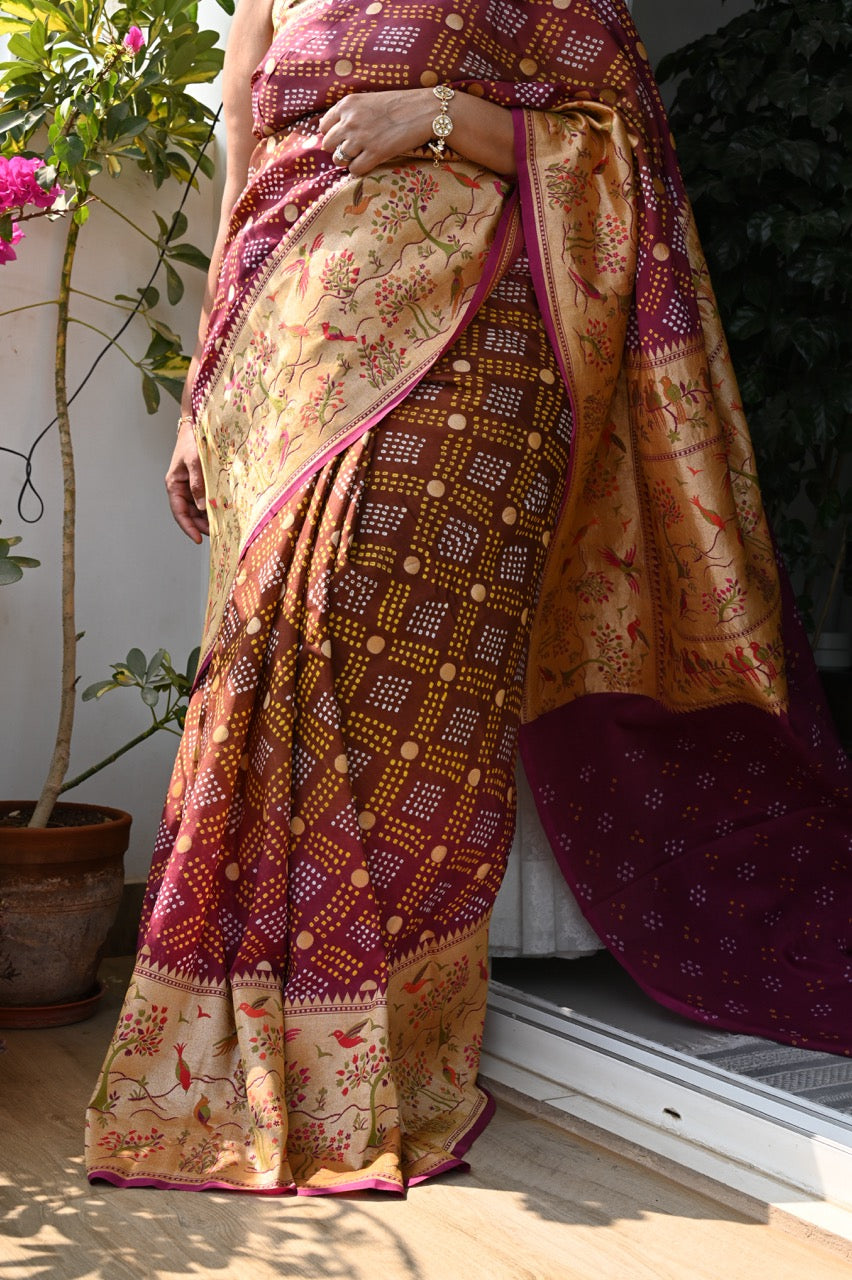 Handloom Pure Georgette Bandhani Saree with Beautiful Garden Theme Border