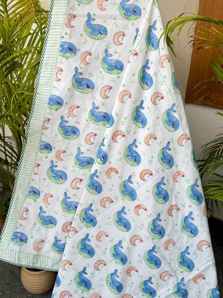 Dolphin print kids’ dohar for comfortable children’s bedding
