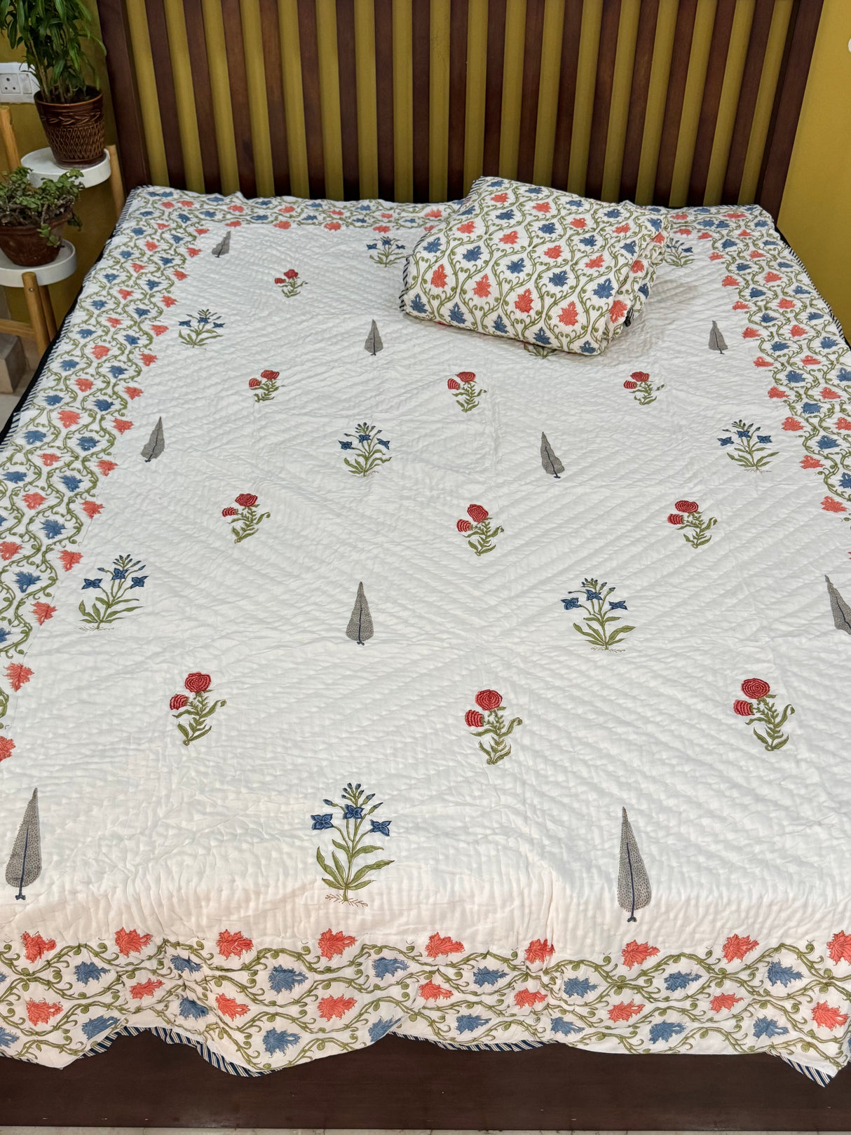 Blockprint Mulmul Reversible Quilt