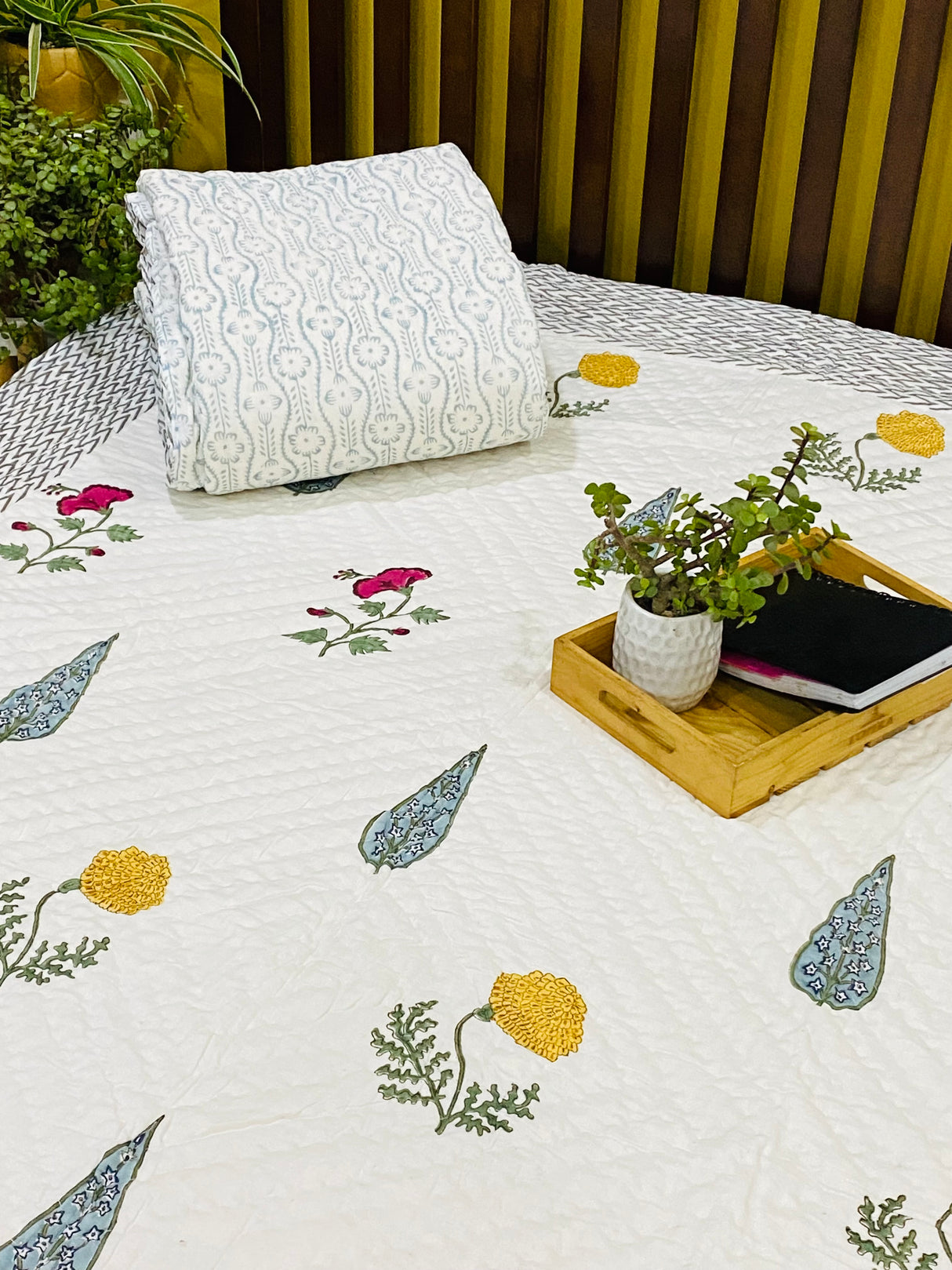 Blockprint Mulmul Reversible Quilt