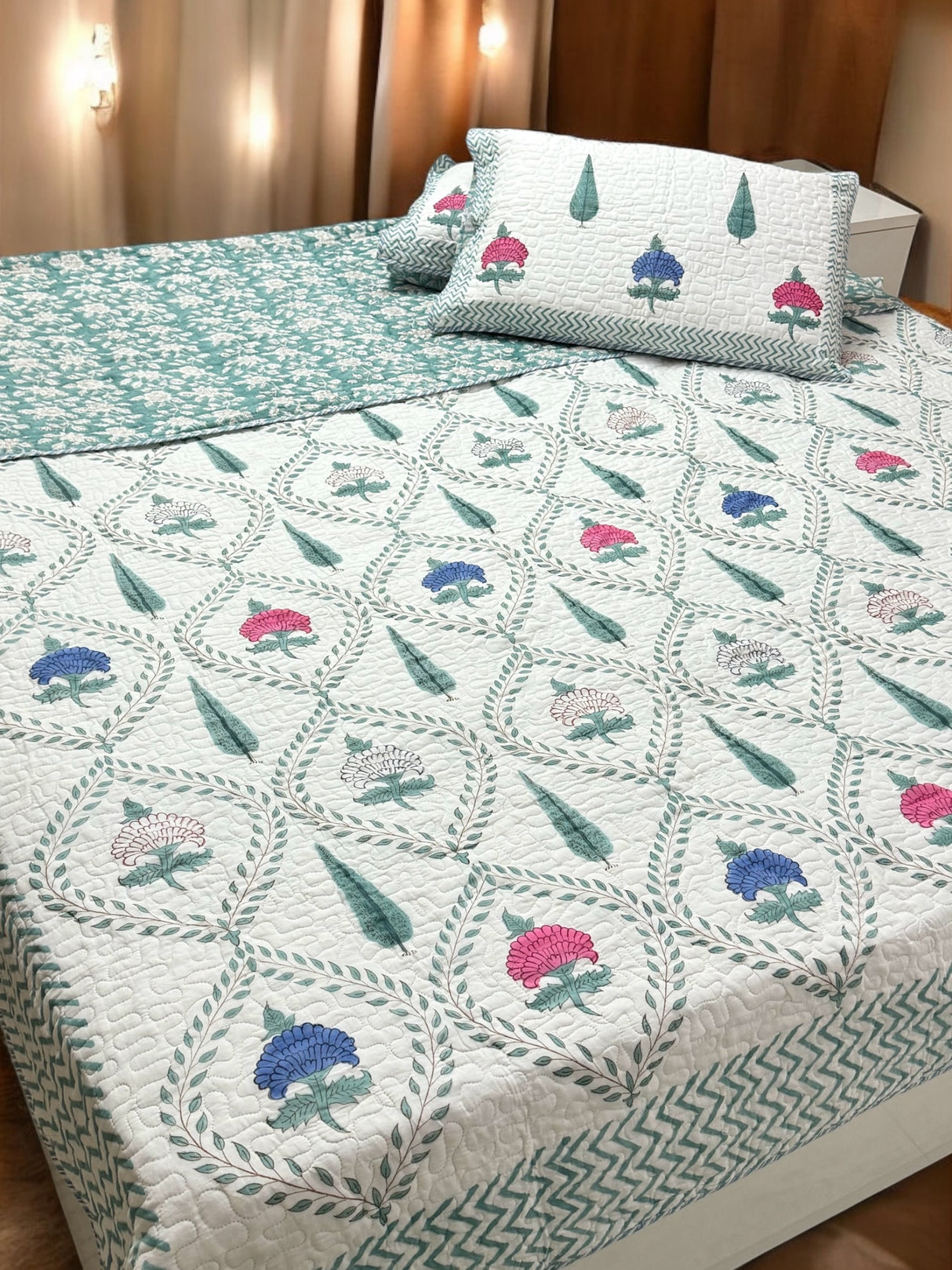 KING Size Quilted Blockprint REVERSIBLE Mulmul Bedcover (108*108 inches)