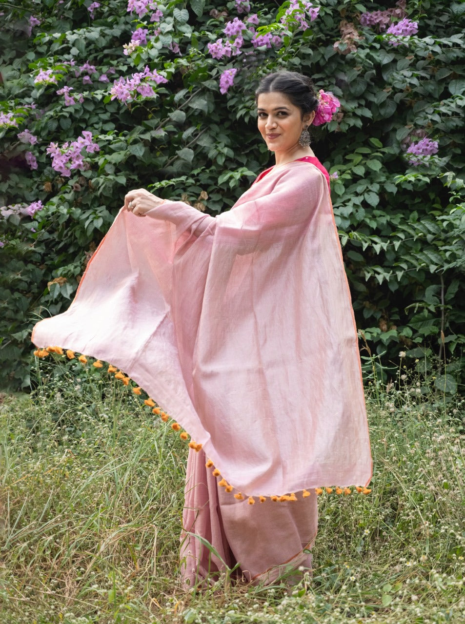 Handloom Tissue Linen Saree Powder Pink and Silver