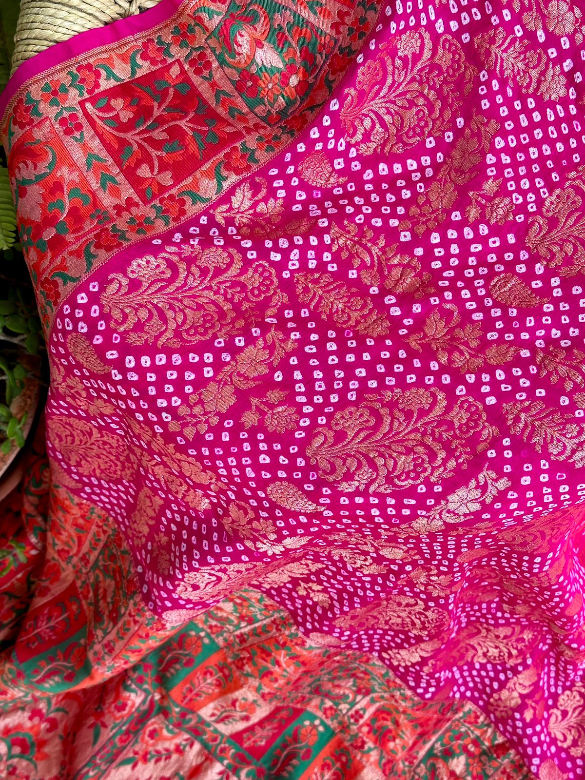 Kashmiri Kani Style Handloom Pure Georgette Bandhani Saree