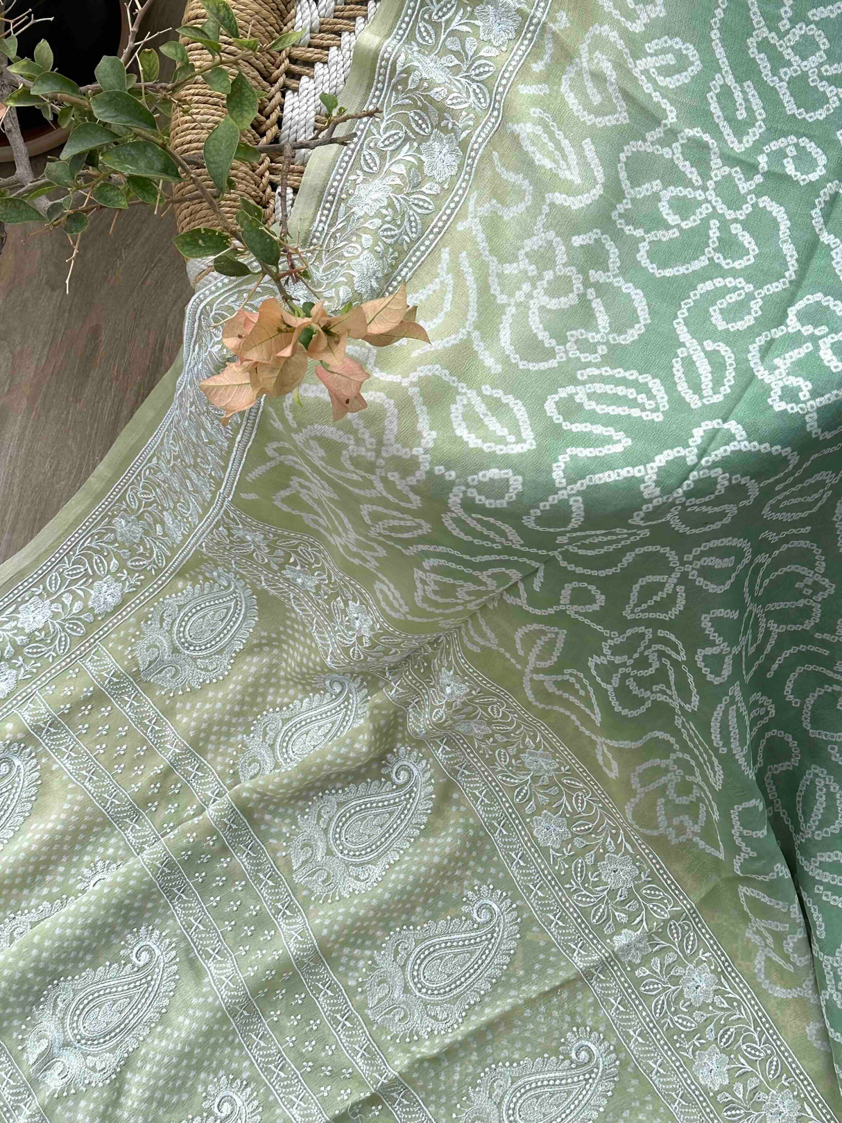 Light Green Pure Banarsee Georgette Bandhani Saree with Machine Embroidery