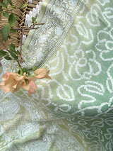 Light Green Pure Banarsee Georgette Bandhani Saree with Machine Embroidery