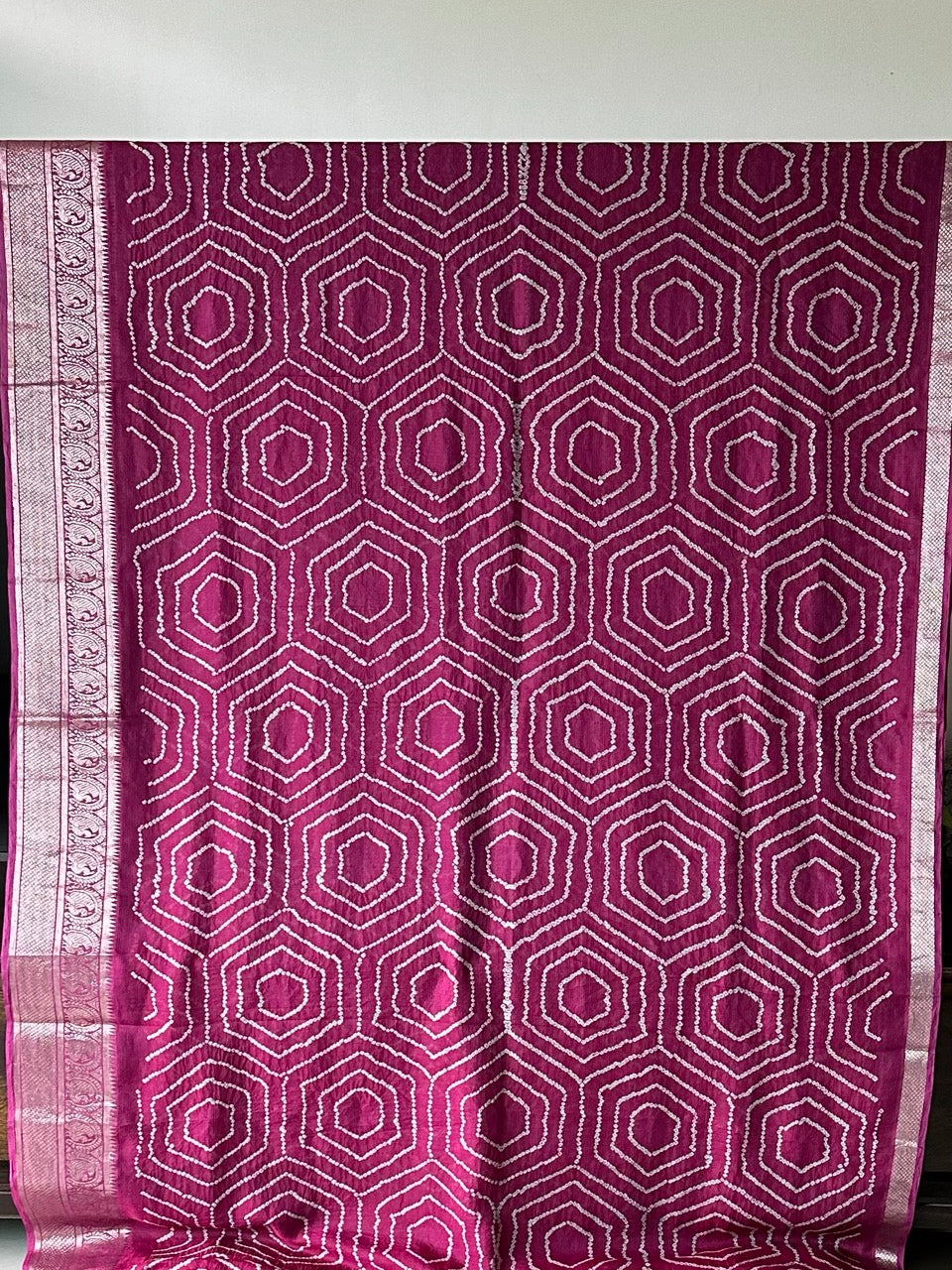 Mangalagiri Cotton Silk Bandhani Saree in Wine Colour