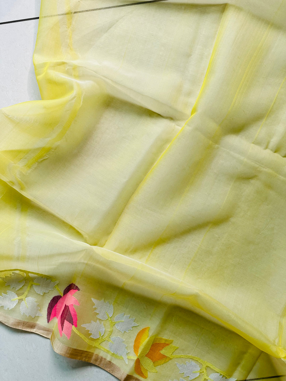 Super Exclusive Yellow Colour Handloom Muslin Silk Saree with Jamdani weaving