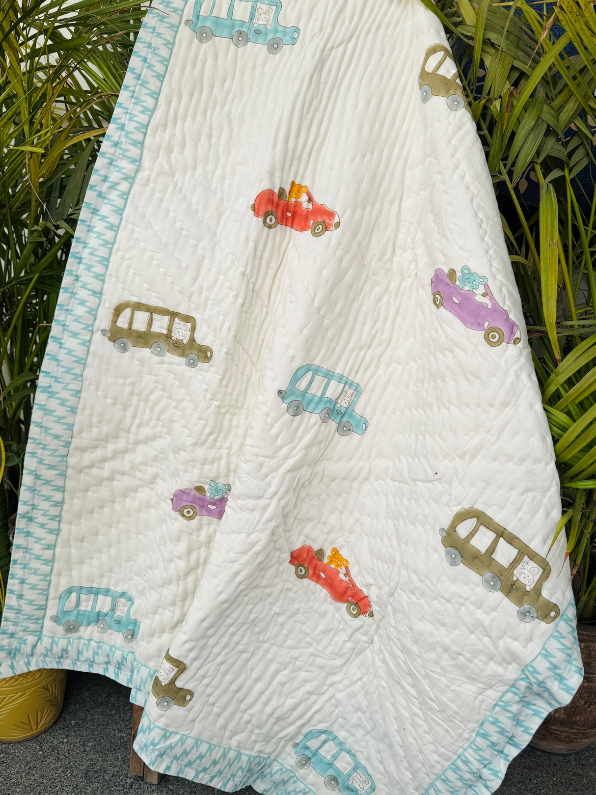 mulmul-handblock-printed-kids-quilt-little-dreamers