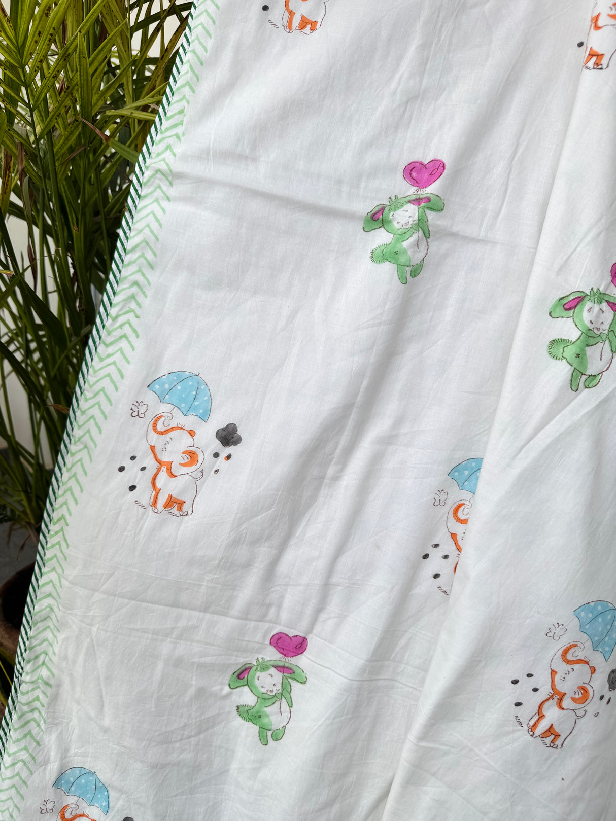 premium-snuggle-in-hand-block-printed-kids-blanket